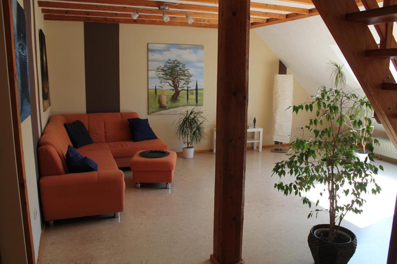 Ferienwohnung Im Galerie-Haus Urbar  Экстерьер фото